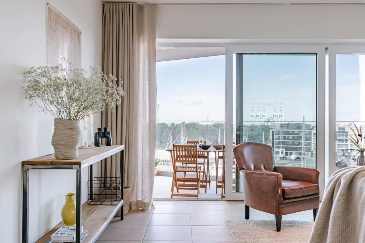 Huswell - Lovely New At The Harbor + Parking Appartement *